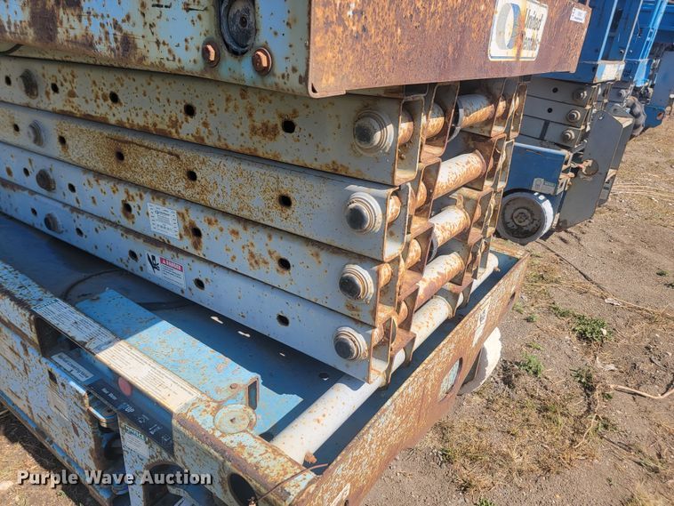 image for item KS9182 Genie GS-3246  scissor lift
