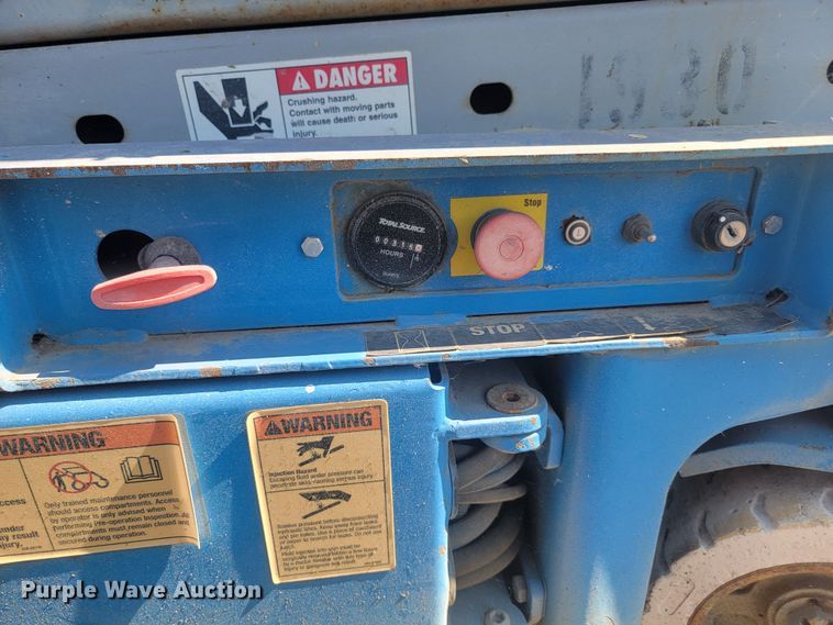 image for item KS9184 2000 Genie GS-1930  scissor lift