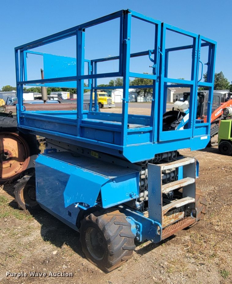 image for item KS9185 Genie GS-3268RT  scissor lift
