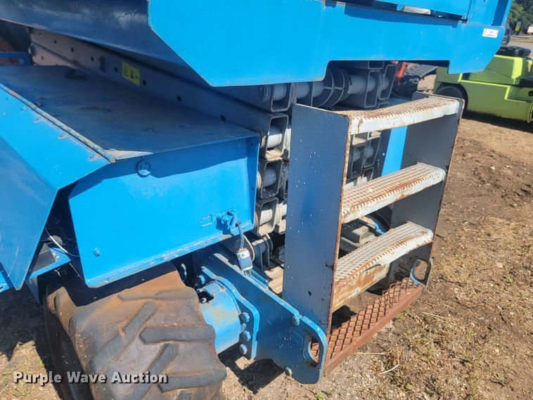 image for item KS9185 Genie GS-3268RT  scissor lift