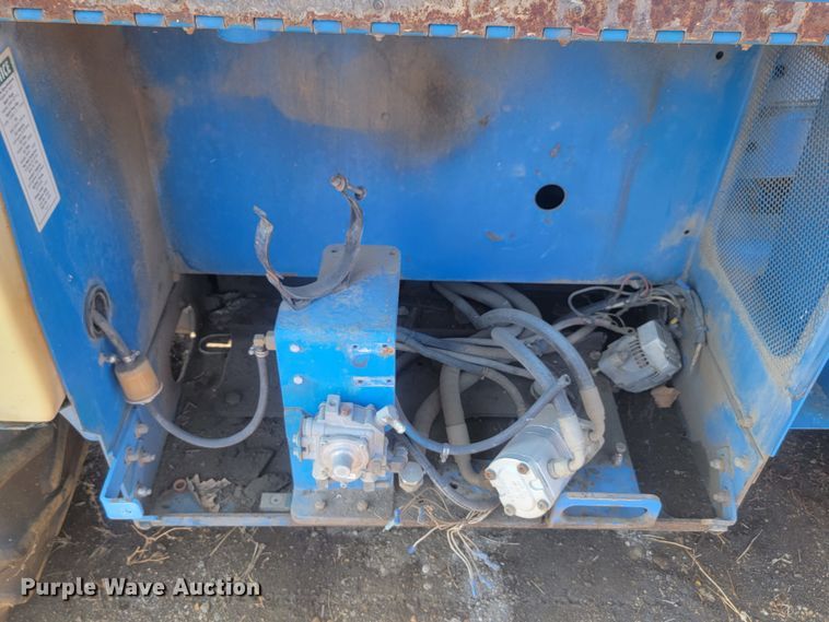 image for item KS9185 Genie GS-3268RT  scissor lift