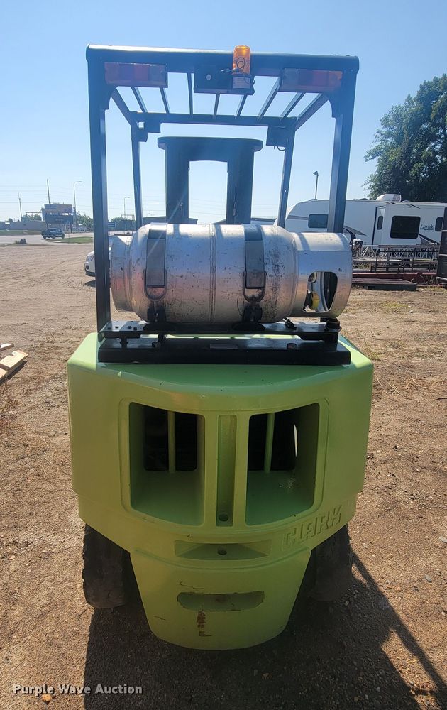 image for item KS9186 Clark CCP25  forklift