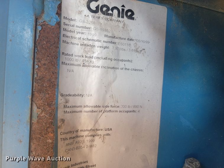 image for item KS9187 1999 Genie GS-3268RT  scissor lift