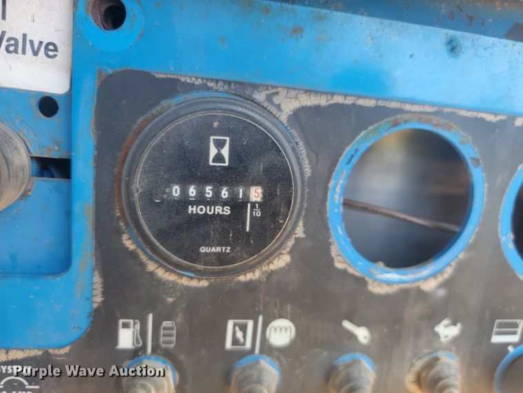 image for item KS9187 1999 Genie GS-3268RT  scissor lift