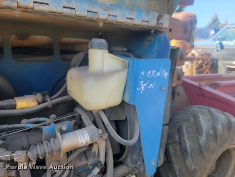 image for item KS9187 1999 Genie GS-3268RT  scissor lift