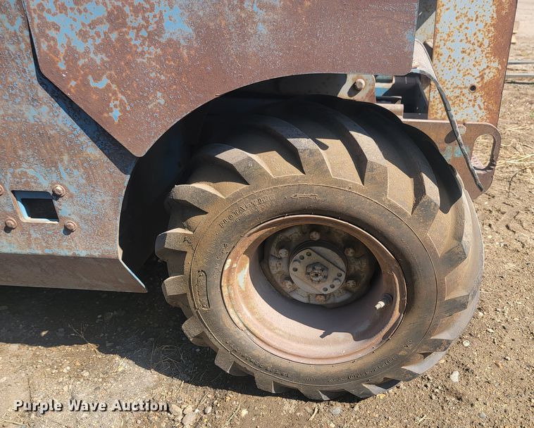 image for item KS9187 1999 Genie GS-3268RT  scissor lift