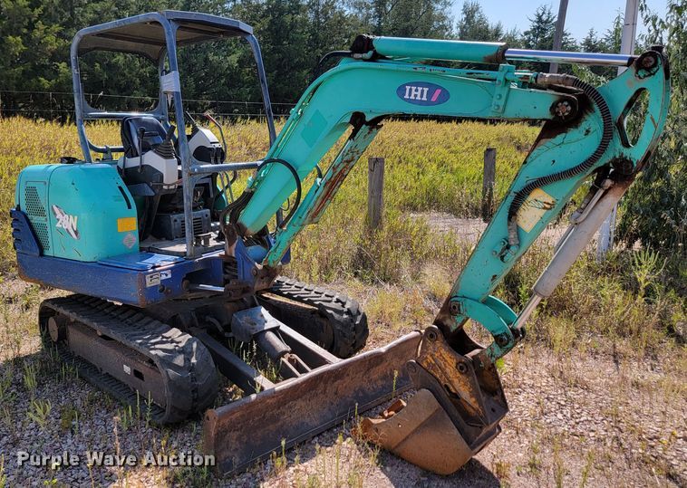 image for item KS9227 2007 IHI 28N2  mini excavator