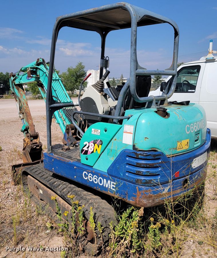 image for item KS9227 2007 IHI 28N2  mini excavator