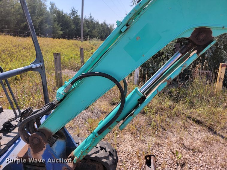 image for item KS9227 2007 IHI 28N2  mini excavator