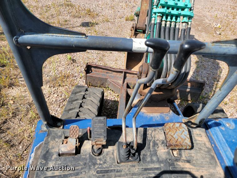 image for item KS9227 2007 IHI 28N2  mini excavator