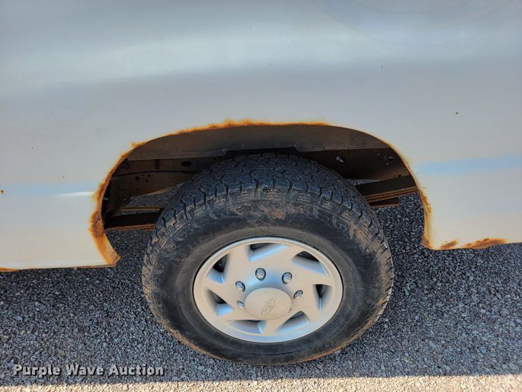 image for item KS9228 2006 Ford E250  van