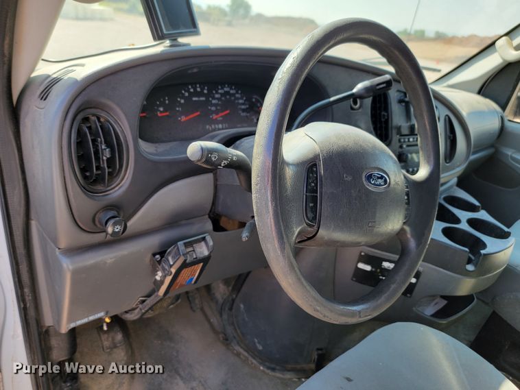image for item KS9228 2006 Ford E250  van