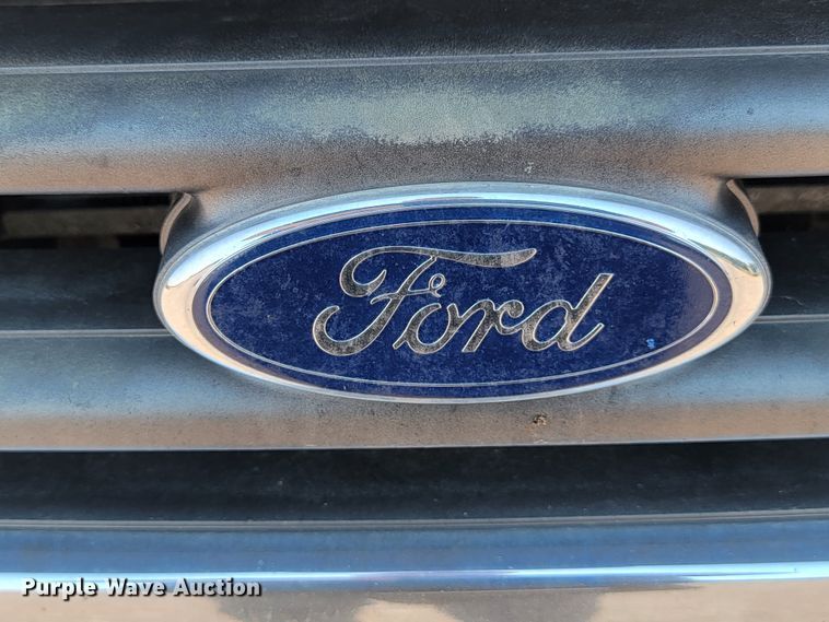 image for item KS9228 2006 Ford E250  van