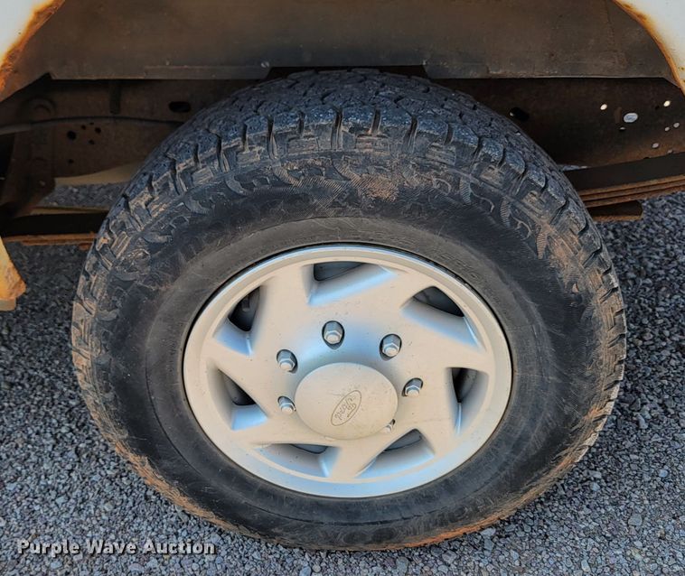 image for item KS9228 2006 Ford E250  van