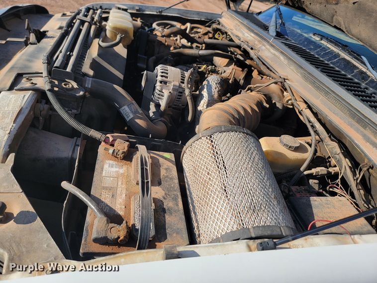 image for item KS9230 2000 Ford F550 XL Super Duty  truck cab and chassis