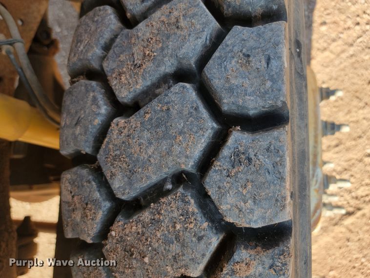 image for item KS9230 2000 Ford F550 XL Super Duty  truck cab and chassis