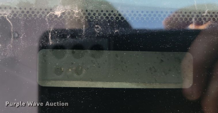 image for item KS9230 2000 Ford F550 XL Super Duty  truck cab and chassis