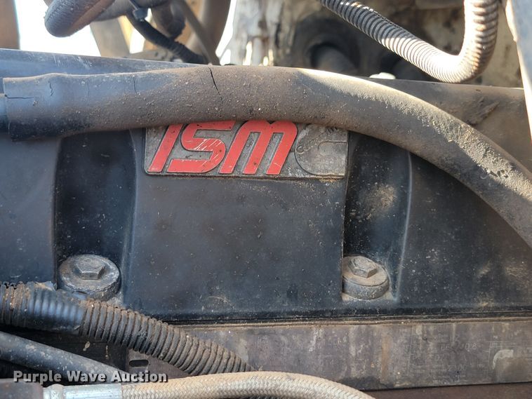 image for item KS9231 1999 Freighliner  roll-off container truck