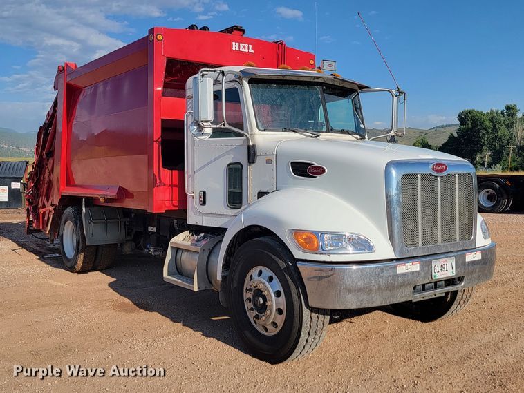 image for item KS9232 2013 Peterbilt PB337  refuse truck