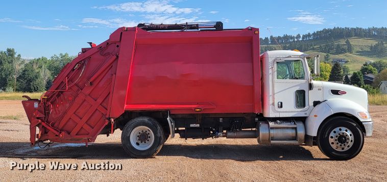 image for item KS9232 2013 Peterbilt PB337  refuse truck