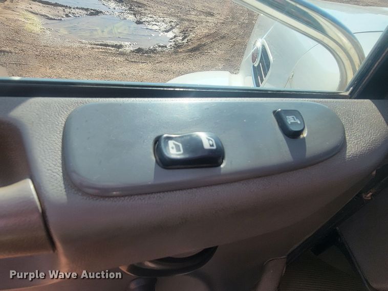 image for item KS9232 2013 Peterbilt PB337  refuse truck