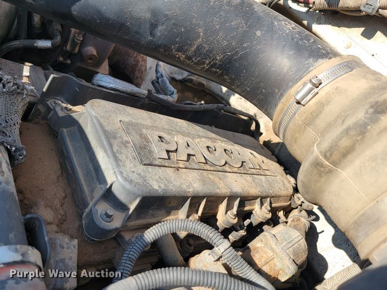 image for item KS9232 2013 Peterbilt PB337  refuse truck