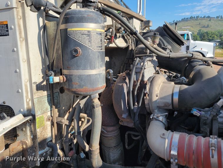 image for item KS9232 2013 Peterbilt PB337  refuse truck