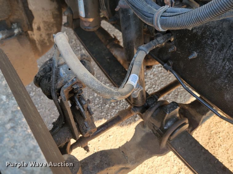 image for item KS9232 2013 Peterbilt PB337  refuse truck