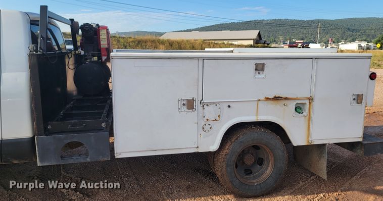 image for item KS9234 2008 Dodge Ram 3500  utility bed pickup truck