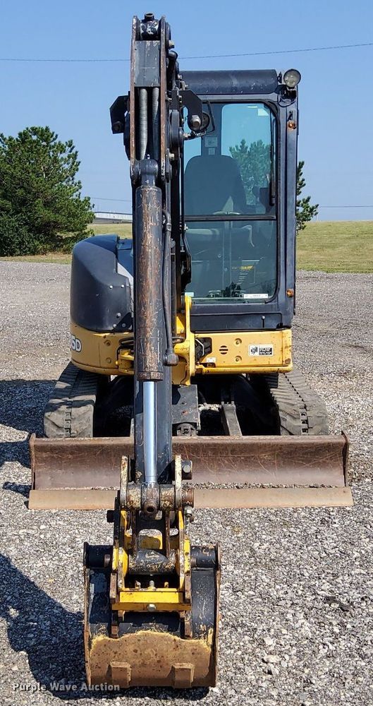 image for item KW9016 2013 John Deere 35D  mini excavator
