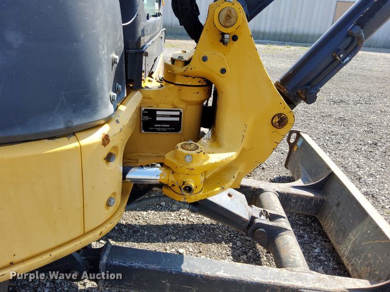 image for item KW9016 2013 John Deere 35D  mini excavator