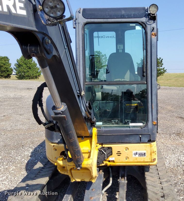 image for item KW9016 2013 John Deere 35D  mini excavator
