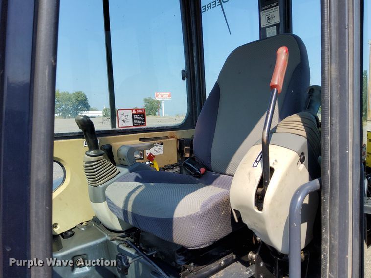 image for item KW9016 2013 John Deere 35D  mini excavator