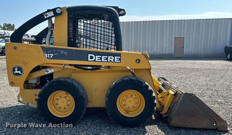 image for item KW9018 2008 John Deere 317  skid steer loader