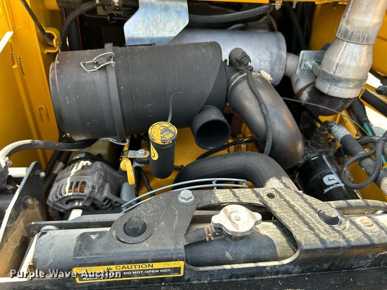 image for item KW9018 2008 John Deere 317  skid steer loader