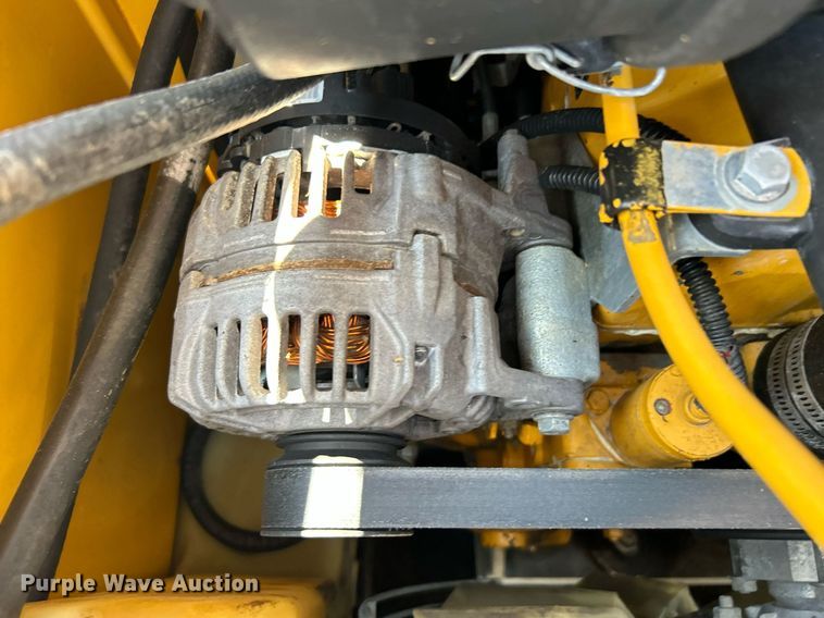 image for item KW9018 2008 John Deere 317  skid steer loader