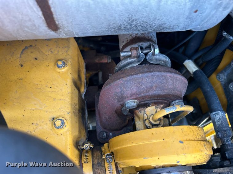 image for item KW9018 2008 John Deere 317  skid steer loader