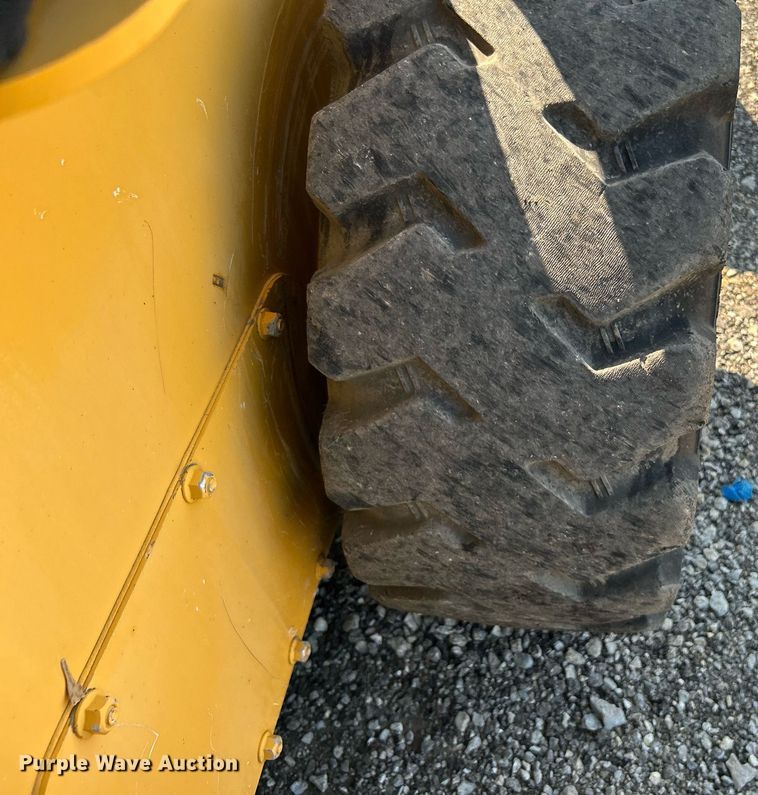 image for item KW9018 2008 John Deere 317  skid steer loader
