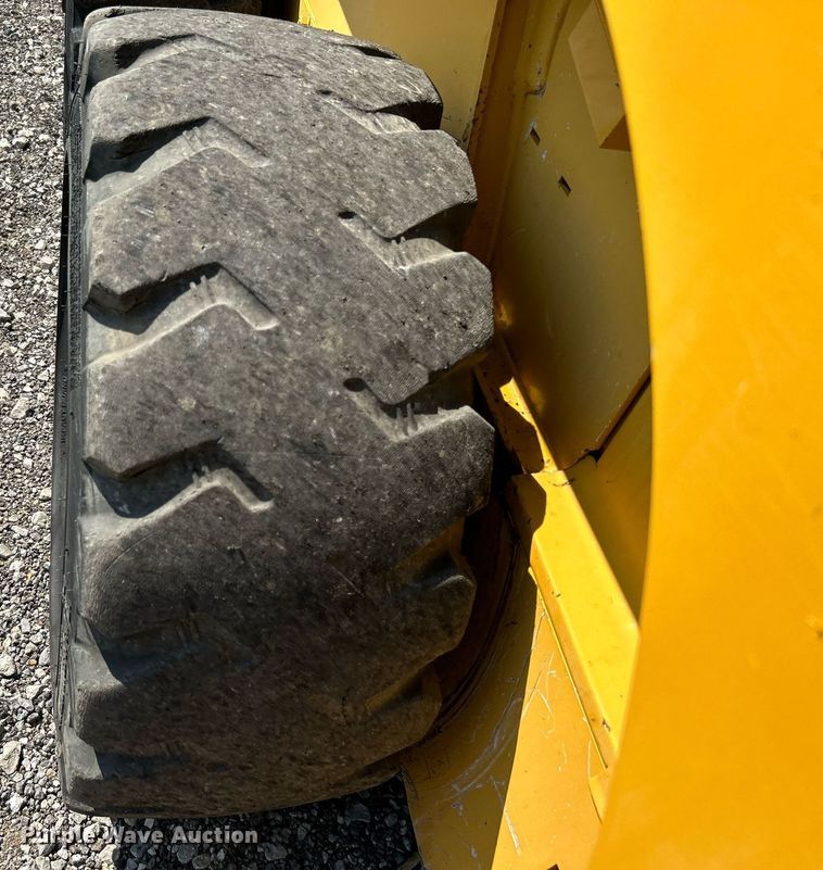 image for item KW9018 2008 John Deere 317  skid steer loader