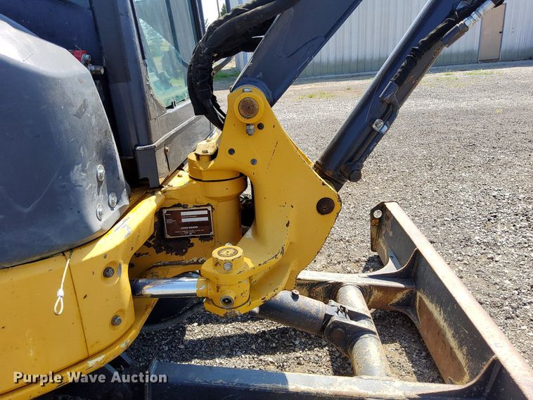 image for item KW9019 2014 John Deere 35D  mini excavator