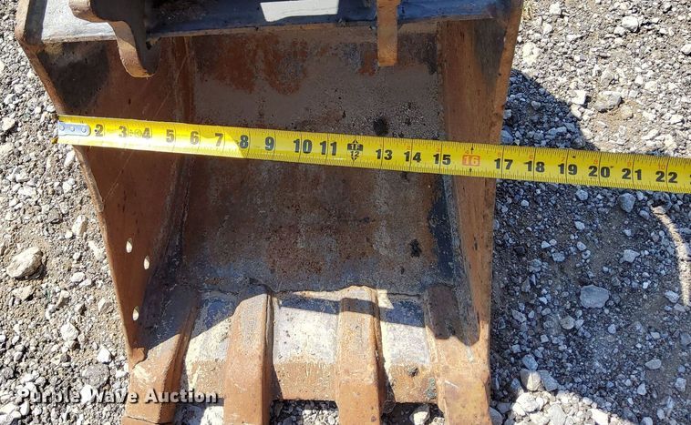 image for item KW9019 2014 John Deere 35D  mini excavator