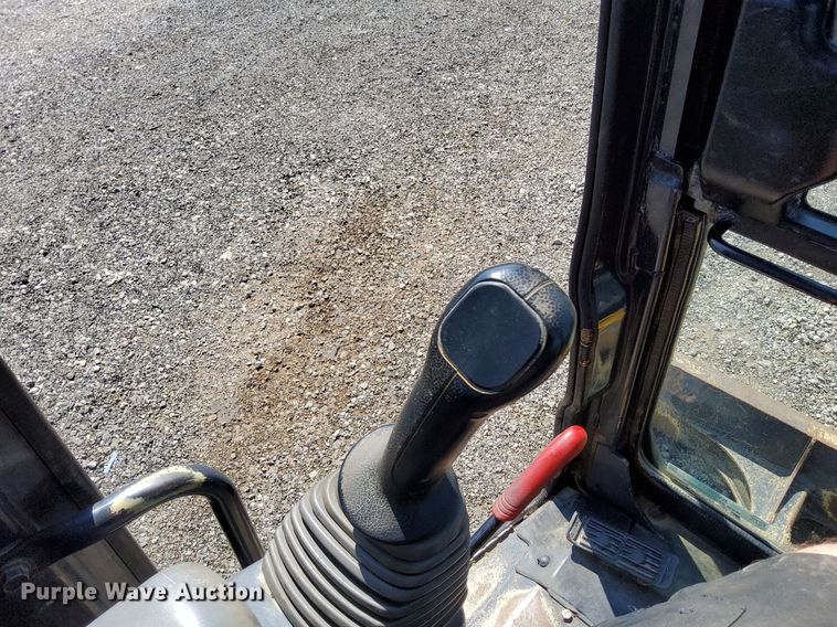 image for item KW9019 2014 John Deere 35D  mini excavator