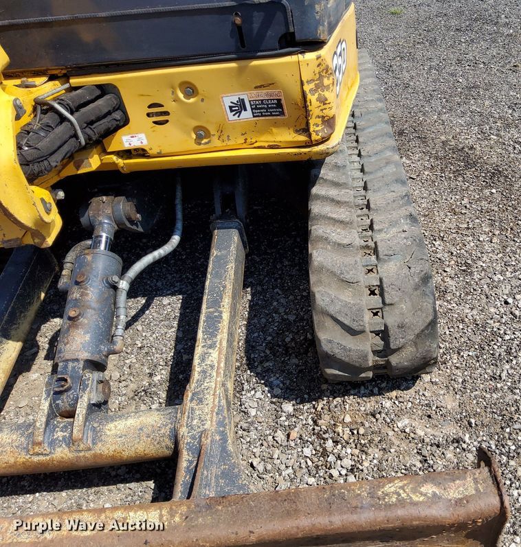 image for item KW9019 2014 John Deere 35D  mini excavator