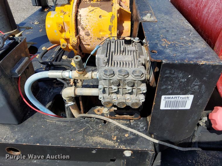 image for item KW9020 2016 Vac-Tron CV573GT  vacuum excavator