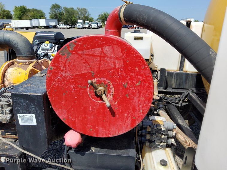 image for item KW9020 2016 Vac-Tron CV573GT  vacuum excavator