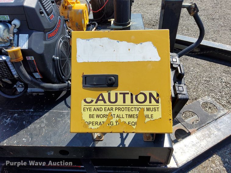 image for item KW9020 2016 Vac-Tron CV573GT  vacuum excavator