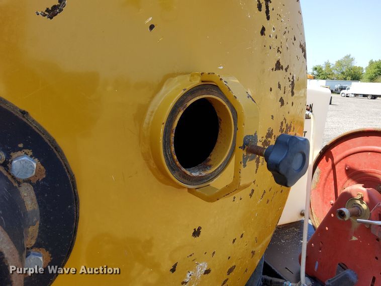 image for item KW9020 2016 Vac-Tron CV573GT  vacuum excavator