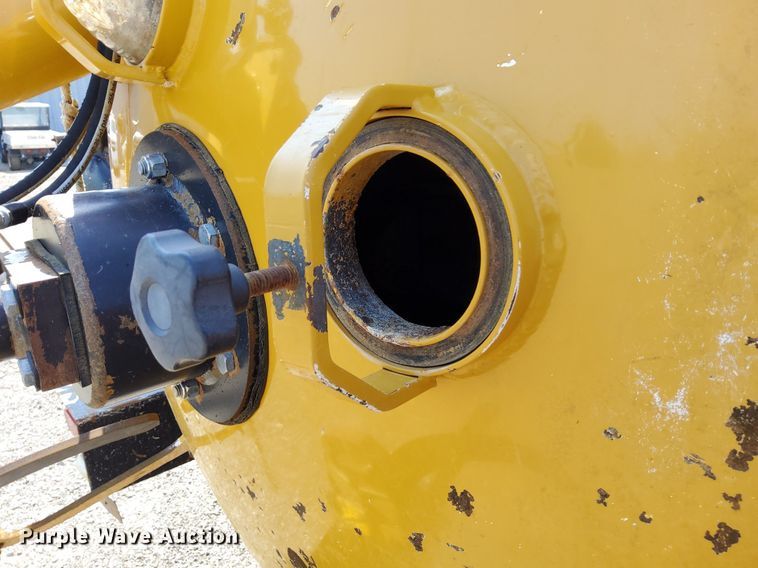 image for item KW9020 2016 Vac-Tron CV573GT  vacuum excavator