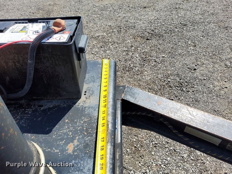 image for item KW9020 2016 Vac-Tron CV573GT  vacuum excavator