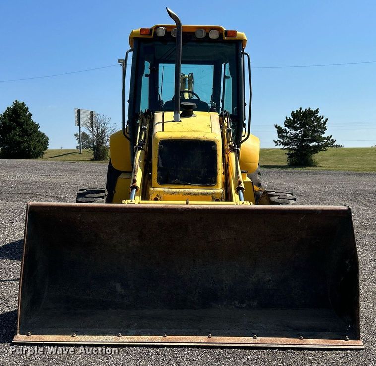 image for item KW9026 2002 New Holland LB75B  backhoe